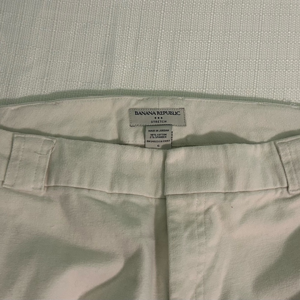 Banana Republic Cream Chinos Classic Style